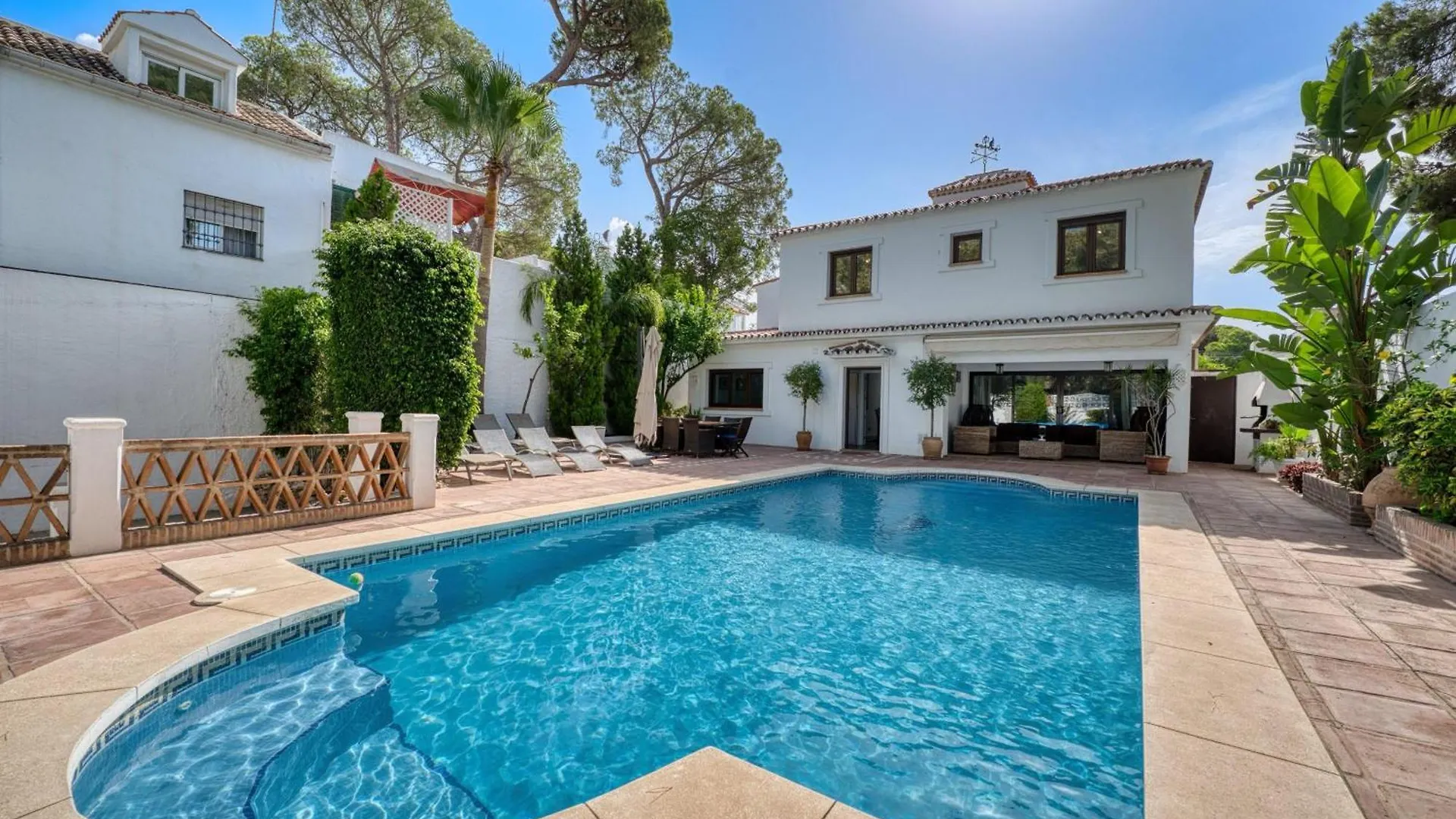 1102 Villa With Pool ,Lounge, Bbq ,Direkt In Marbella