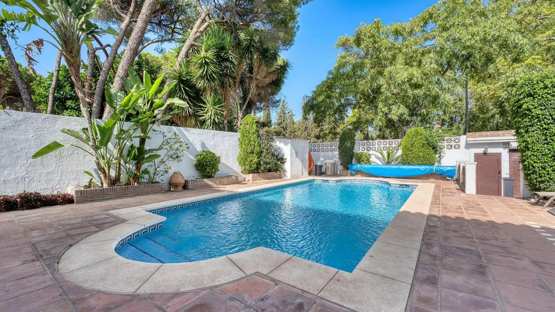 1102 Villa With Pool ,Lounge, Bbq ,Direkt In Marbella Spain