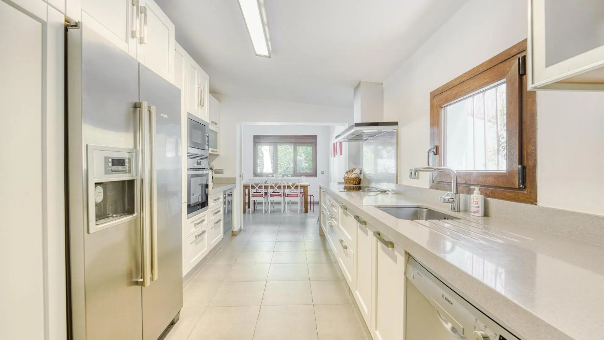 1102 Villa With Pool ,Lounge, Bbq ,Direkt In Marbella Spain